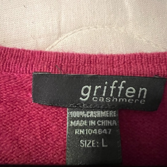 Griffen 100% Cashmere Sweater. Size L - Picture 2 of 2